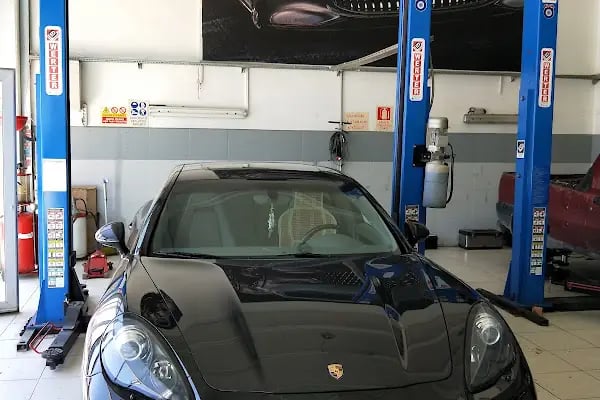 Nitro Garage - Bodrum Bmw Servisi - Bodrum Mercedes Servisi - Bodrum Landrover Servisi - Resim 2