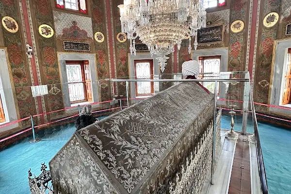 Abidin Paşa Türbesi - Resim 9