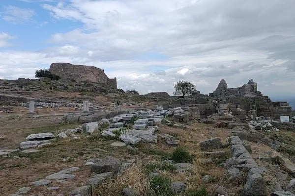 Pergamon Athena Tapınağı ve Temenosu - Resim 19