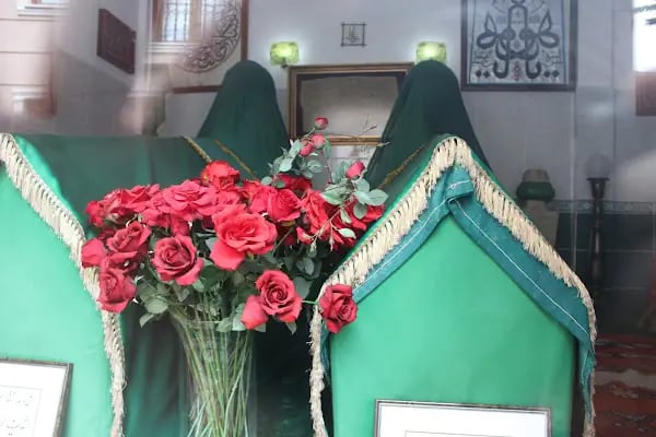 Abdülhaki Nuri Baba Türbesi - Resim 4