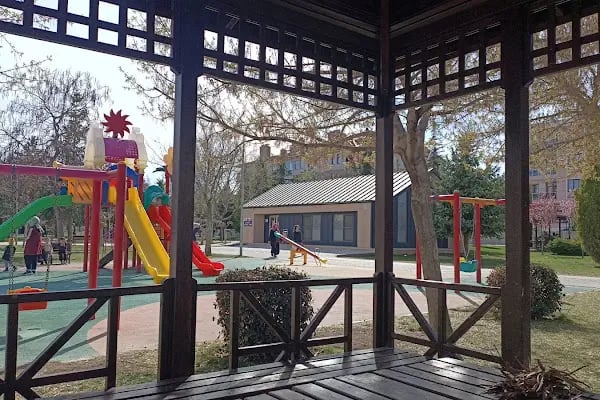 Leylekli Park - Resim 8