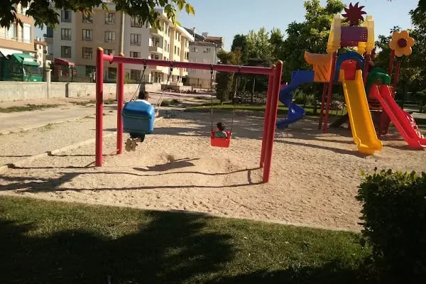 Leylekli Park - Resim 12