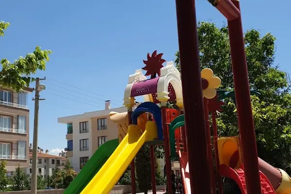 Leylekli Park - Resim 7
