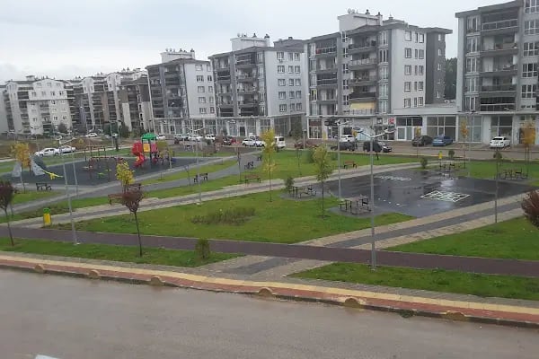 Güneştepe Mahallesi Çınar Çocuk Parkı - Resim 8