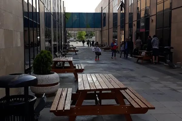İBB İstanbul Üniversitesi Avcılar Spor Kompleksi - Resim 4