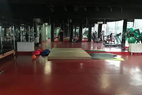 X-Fitness Güneşevler (Kıvanç Spor kulübü) - Resim 13