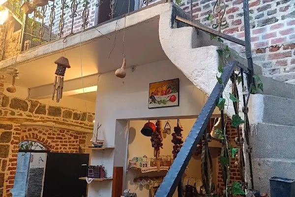 Dar û Pel Cafe - Resim 3