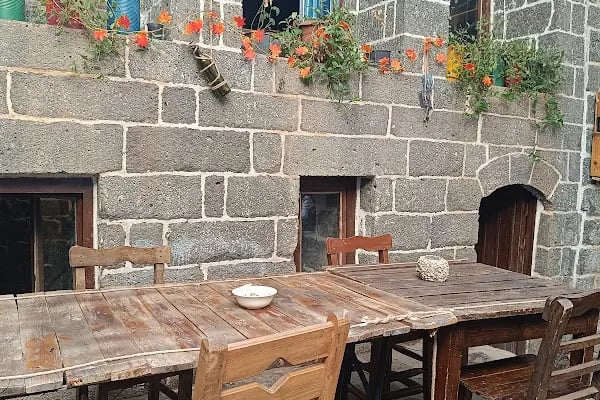 Dar û Pel Cafe - Resim 1