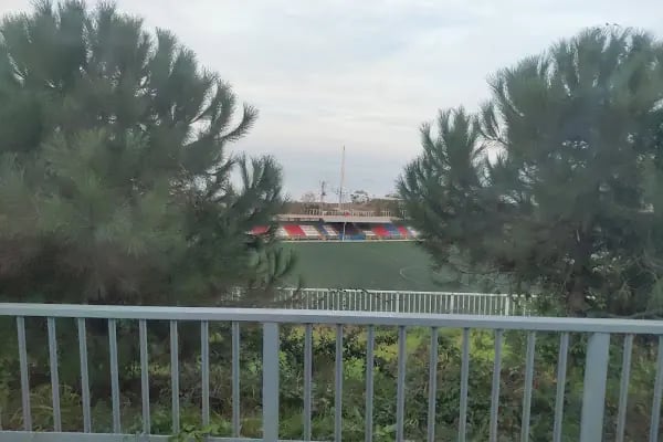 Ahmet Suat Özyazıcı Stadı - Resim 9