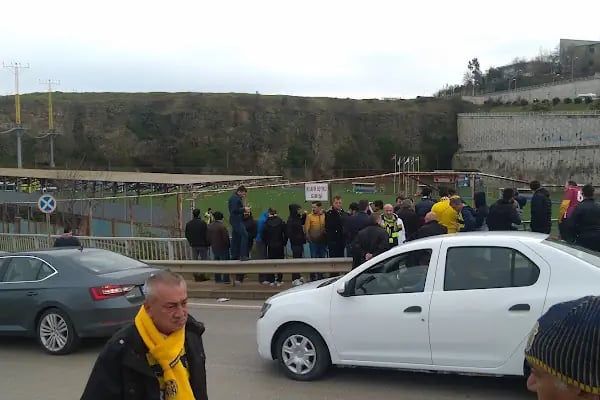 Ahmet Suat Özyazıcı Stadı - Resim 17