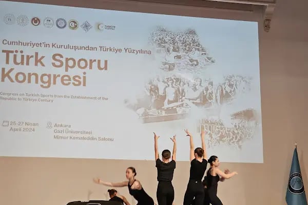 Mimar Kemaleddin Konferans Salonu - Resim 15