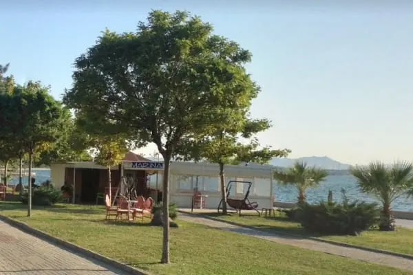 Marina Cafe - Resim 16