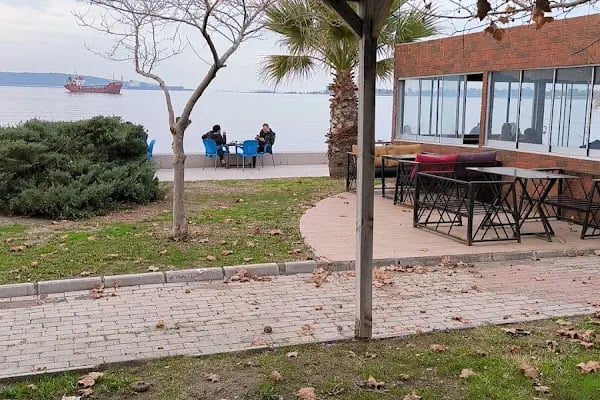 Marina Cafe - Resim 5
