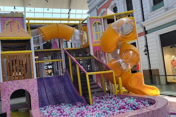 The Land of Legends Shopping Avenue - Resim 6
