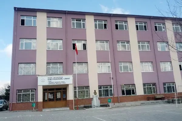 Büyükorhan Çok Programlı Lisesi - Resim 3