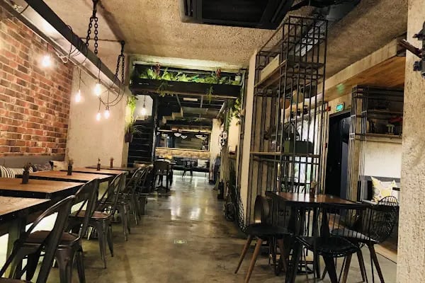 Pan Kitabevi Ve Cafe - Resim 10