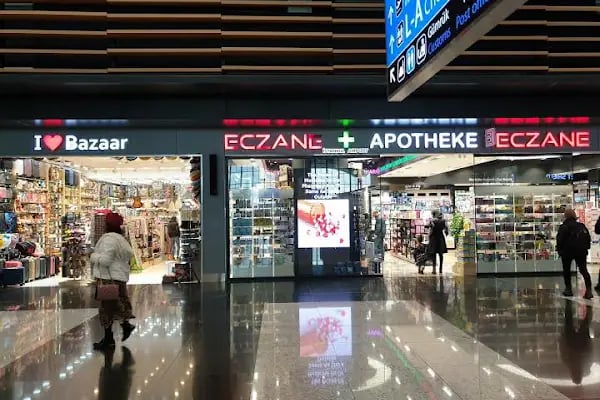 İstanbul Havalimanı Eczane International - Resim 14