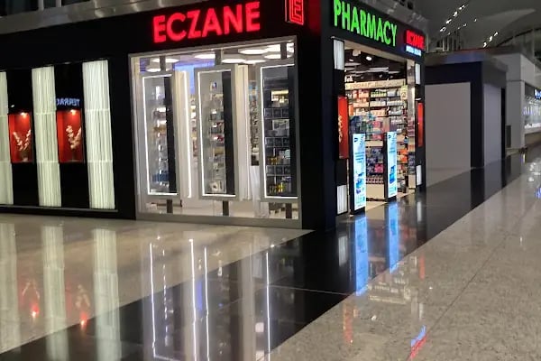 İstanbul Havalimanı Eczane International - Resim 10