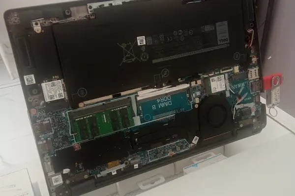 Esmer Bilgisayar Ve Mobil Teknik Servis - Resim 8