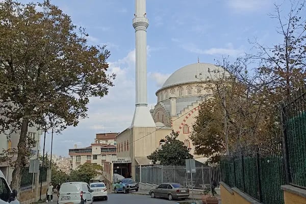 Kirazlı Merkez Cami - Resim 2