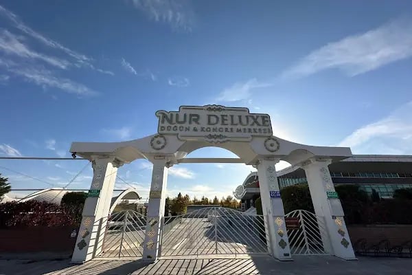 Nur Deluxe Düğün ve Kongre Merkezi - Resim 2