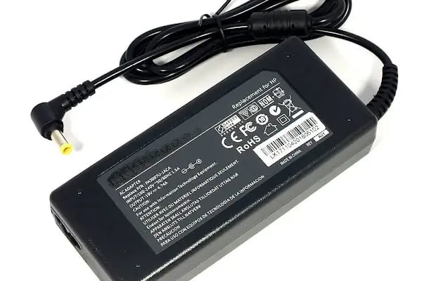 Anatolia Bilişim - Toptan / Perakende Notebook klavye, adaptör, panel, batarya ve Gaming Kasa parçaları Satış Noktası - Resim 4