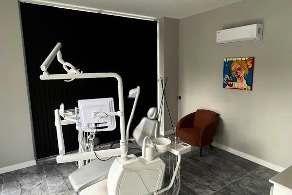 DURU DENT Ağız ve Diş Sağlığı Polikliniği - Resim 1