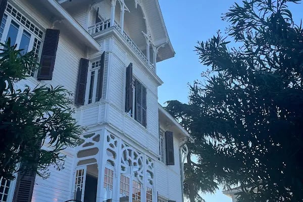 Kensington Laden Palas Büyükada - Resim 3