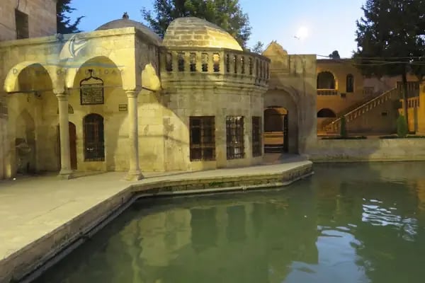 DERGAH CAMİ - Resim 18