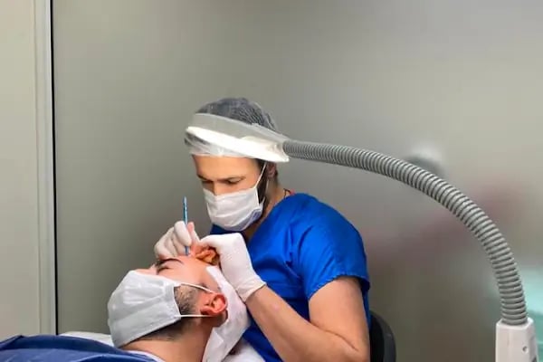Clinic DHT | Saç Ekim Merkezi | Hair transplant | Dhi Saç Ekim Kliniği - Resim 2