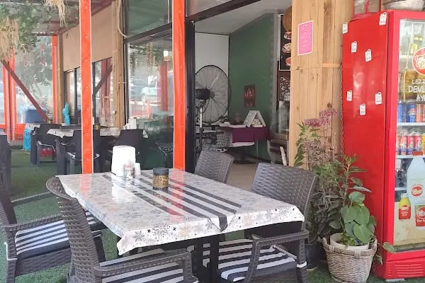 My Garden Cafe - Resim 2