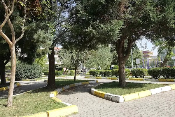 İsmail Akçay Parkı - Resim 19