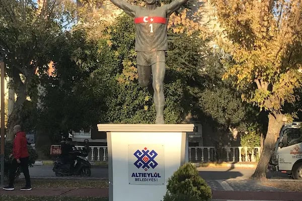 İsmail Akçay Parkı - Resim 15