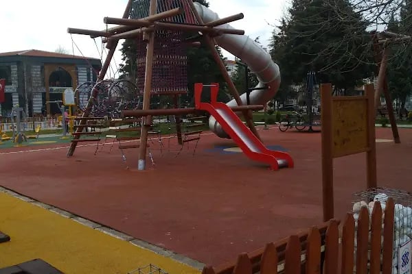 İsmail Akçay Parkı - Resim 3