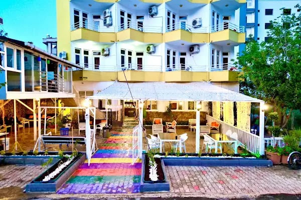FİNİKE SEVER OTEL - Resim 13