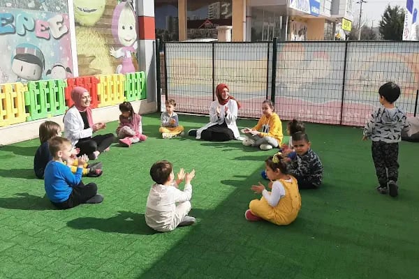 Nazlım Kreş Ve Gündüz Bakım Evi - Resim 2