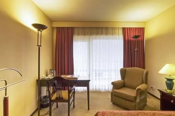 Ege Palas Business Hotel - Resim 15