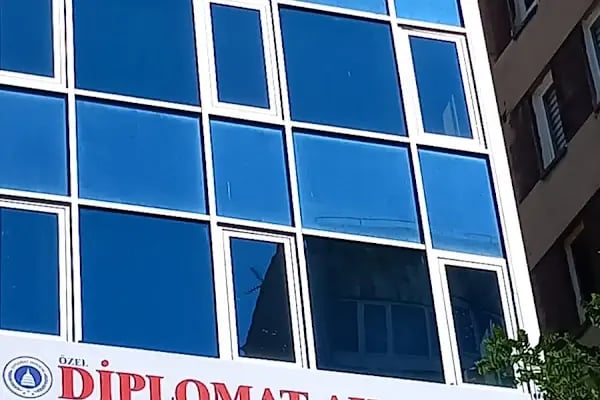 Diplomat Akademi Yabancı Dil Kursu - Resim 6