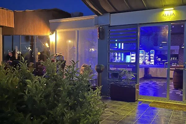 La Mia Bistro & Gastro Pub - Resim 18