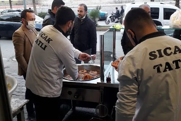 Yildirim Sicak Tatli Salonu - Resim 3