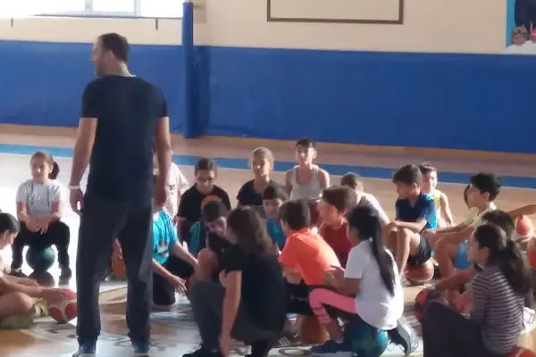 75. Yıl Spor Salonu - Resim 7