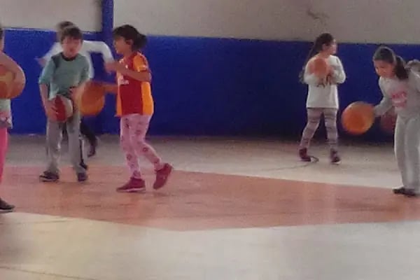 75. Yıl Spor Salonu - Resim 9