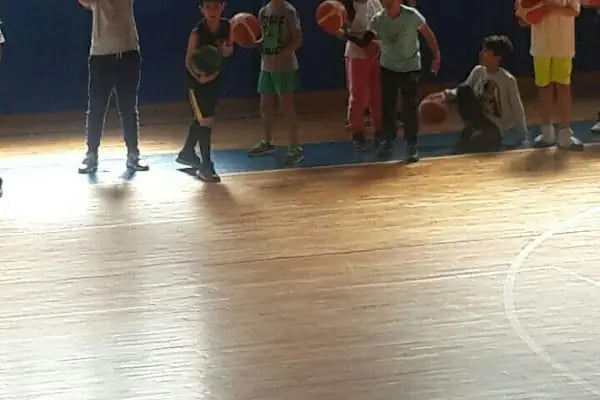 75. Yıl Spor Salonu - Resim 13