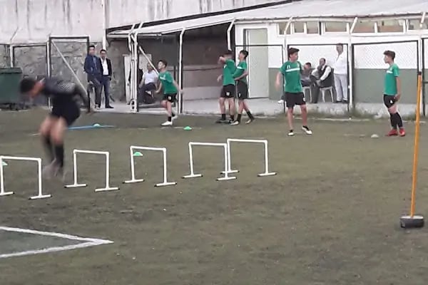 Bornova Kapalı Spor Salonu - Resim 15