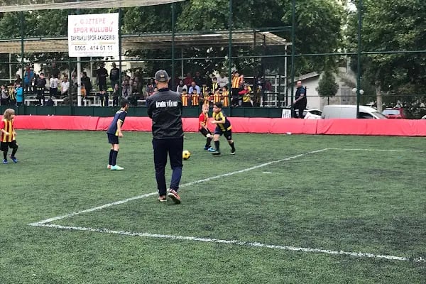 Bornova Kapalı Spor Salonu - Resim 5