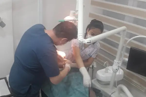 GataDent Diş Klinigi - Resim 15