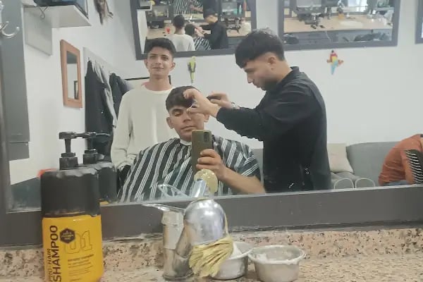 Dalaman berber salonu - Resim 4