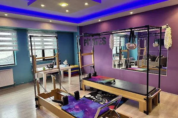 REDD-FİT SPOR CENTER - Resim 3