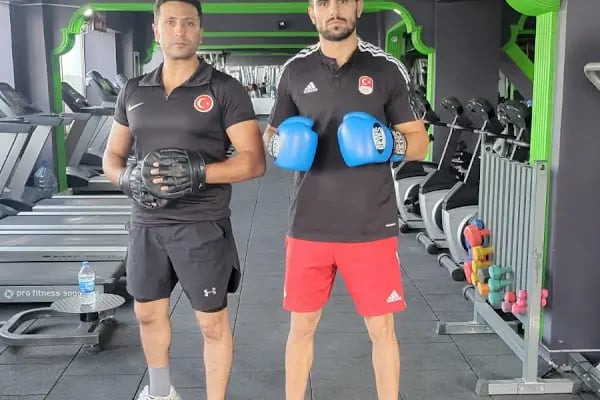REDD-FİT SPOR CENTER - Resim 18