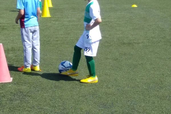 Akçaabat Belediye Futbol Sahası - Resim 15